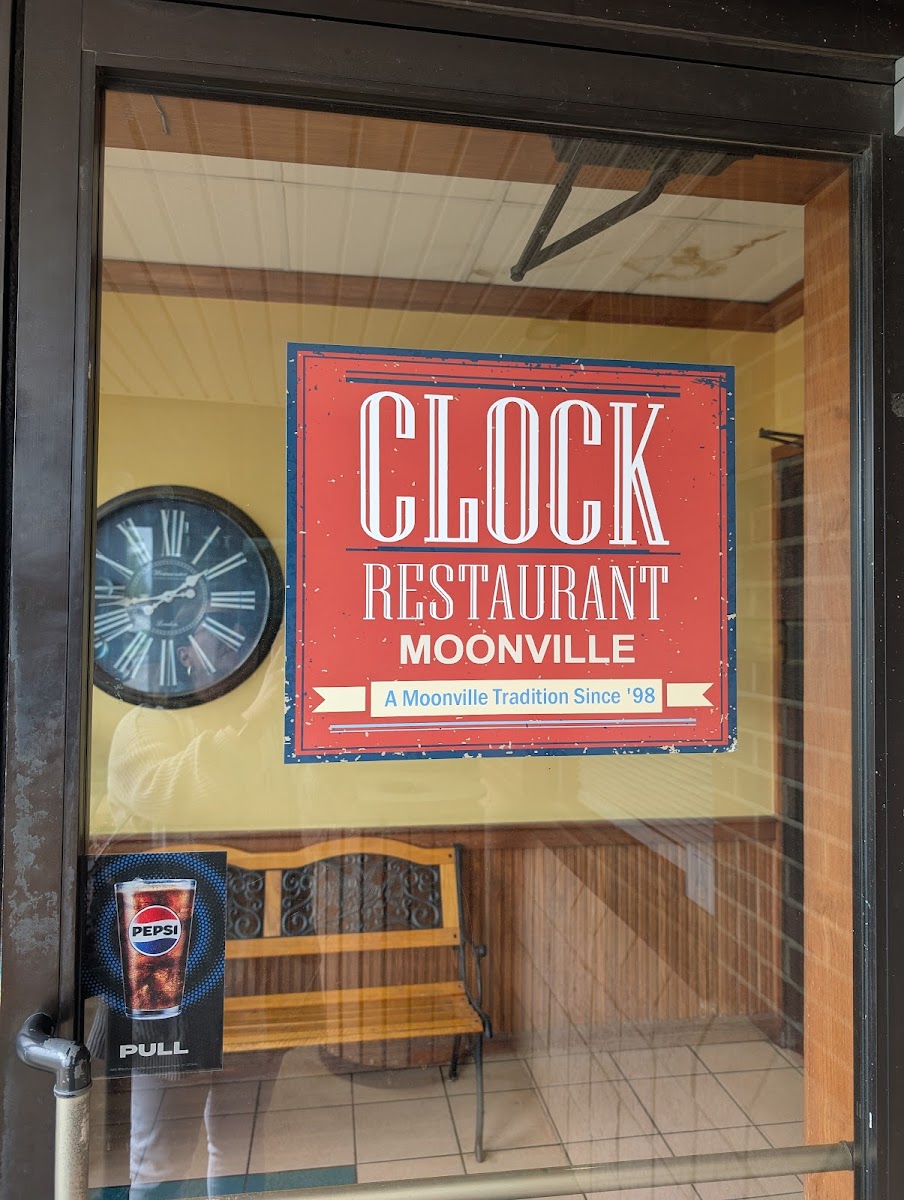 Clock Restaurant - Moonville